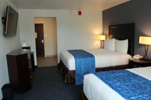 Travelodge By Wyndham Water's Edge - 2* Racine